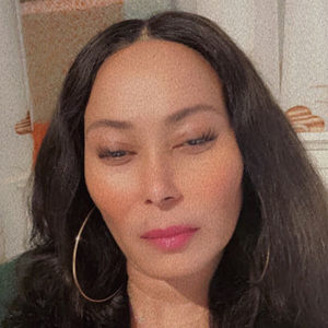 Meet your Posher, Dominique